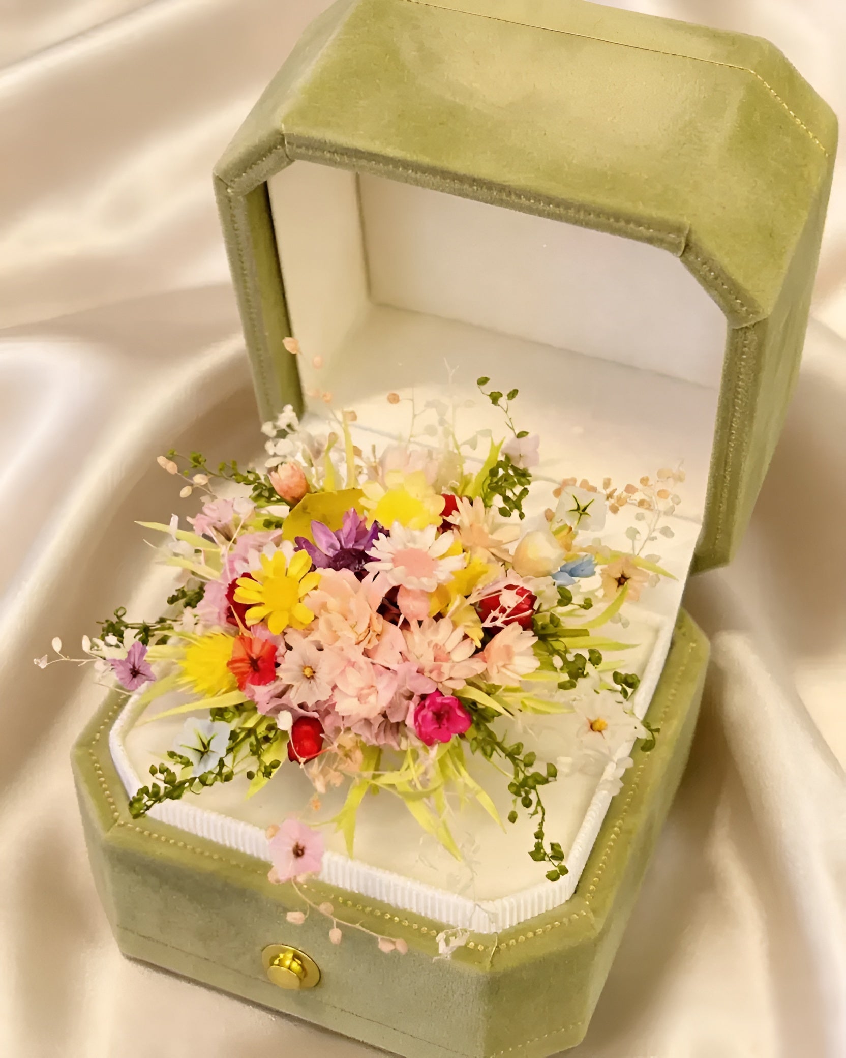 Flower Bouquet Ring